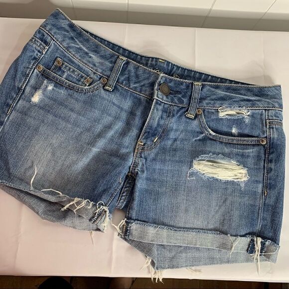 American Eagle Jean Shorts Distressed BoHo Size 2 - Picture 1 of 8
